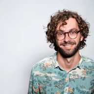 Sturdee faculty member teaching frontend architecture and digital asset markets